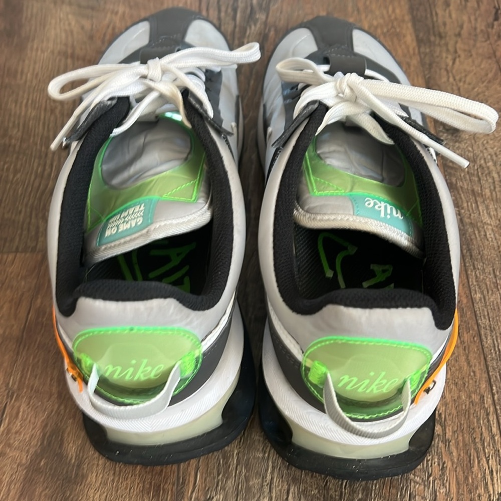 WOMENS NIKE GAME TIME MAX SHOE - Picture 2 of 6